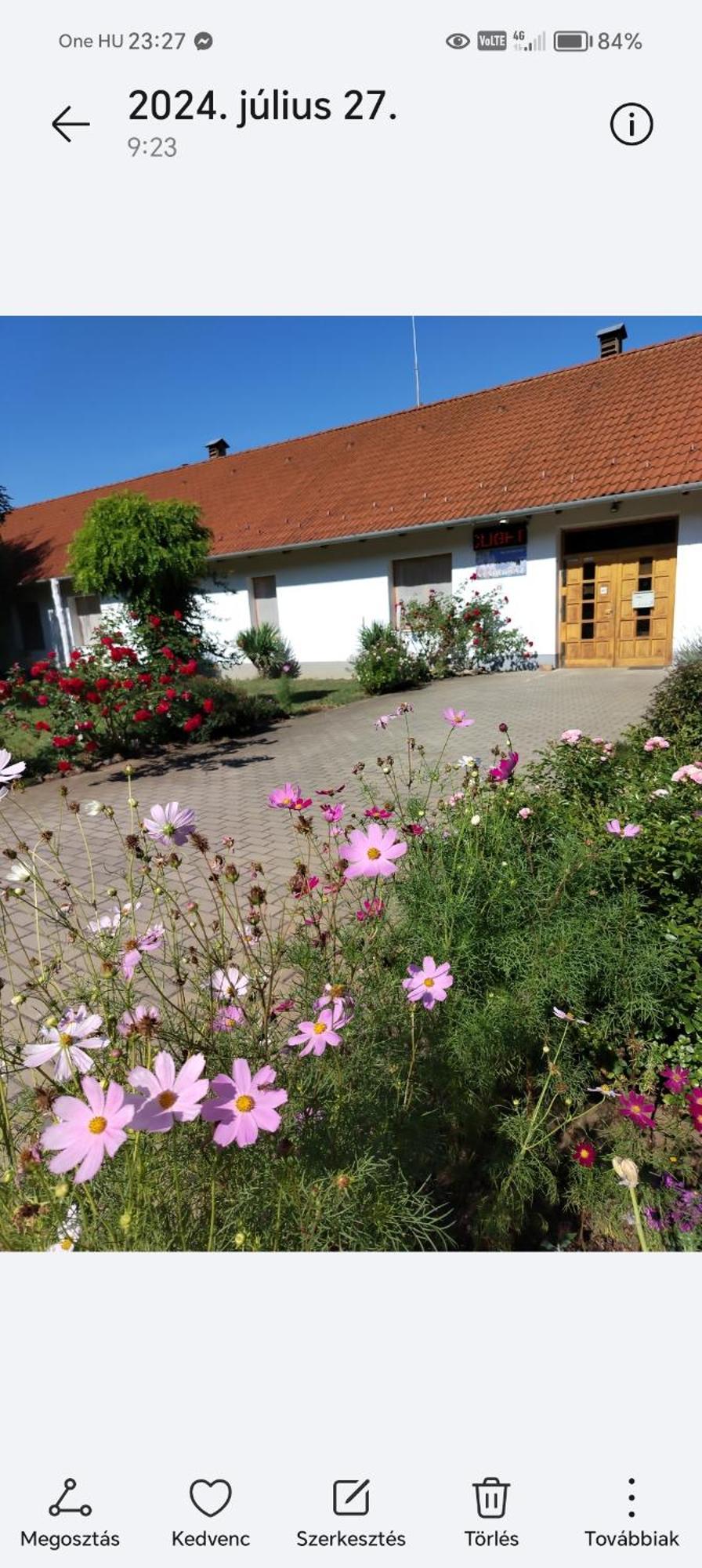 Akacliget Vendeghaz Es Major Hotel Ofeherto Buitenkant foto